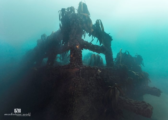 BOS 400 crane barge shipwreck Hout Bay 6