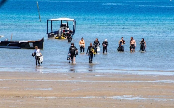 Madagascar Travel writing MadeleinWolf Divers 2