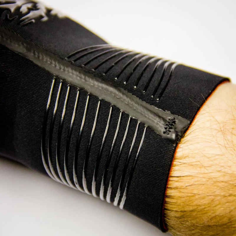 Reef Surf Glove - Image 4